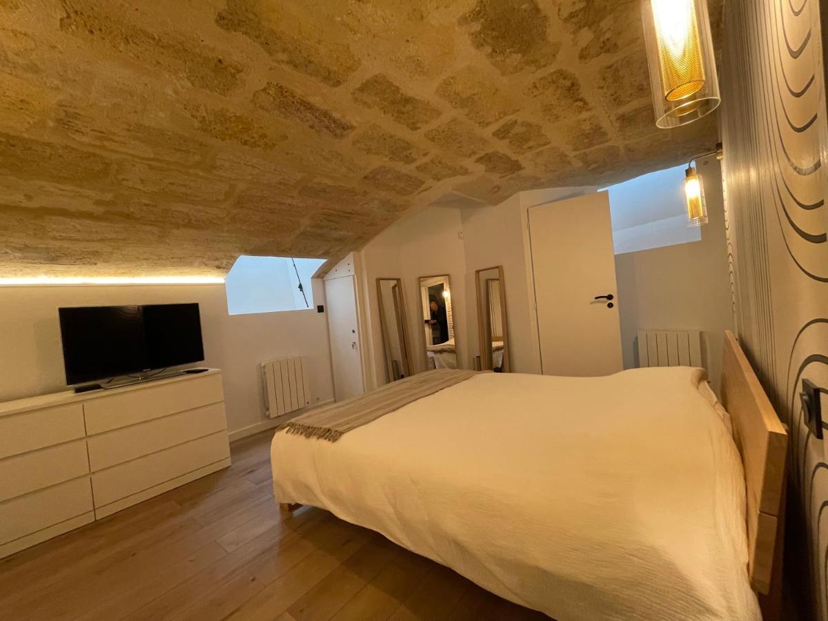 Le Loft Bleu - Un Atelier-Cocon Elegant & Central Bordeaux Exterior photo